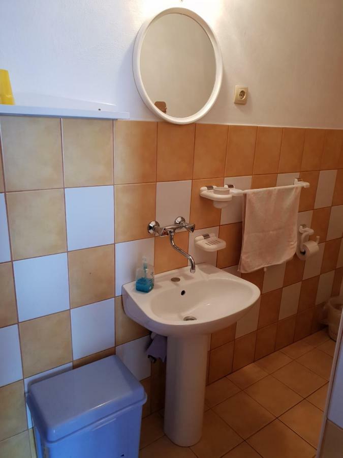 Apartments Mladenka Zengg Kültér fotó